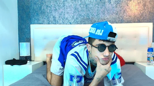 Patrick_Rango SMILE IS SOMETHING THAT IS IN ME 圖片 5