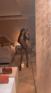 NadineRay Home alone Billede 2