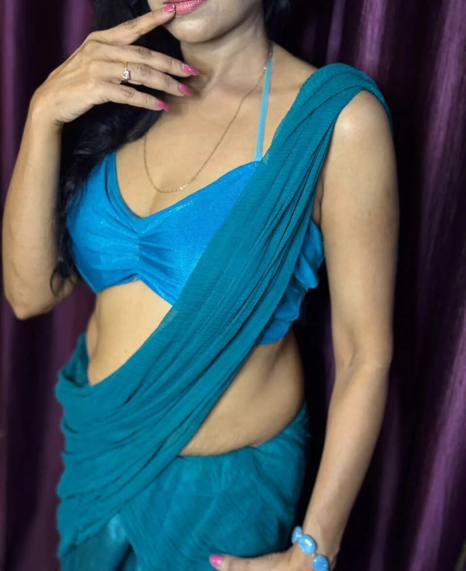 Hot-Deepika