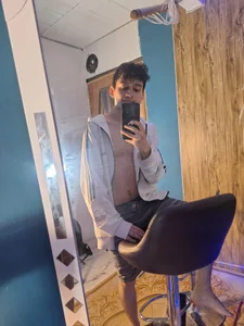 HI eros de Amun_obsidian  2 Imagens