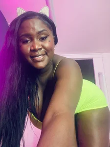 blaisysmith GREEN CAT Immagine  4