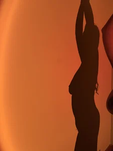Emma_47 Light sexy Pic 2