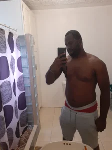 Bighood_T Happy new year when it come gang 🙏🏾💯 Foto