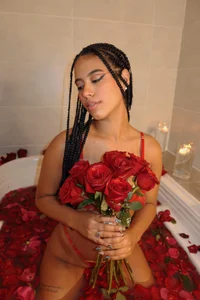 Raven_stonee01 LOVE IN ROSES💝  4টি ছবি