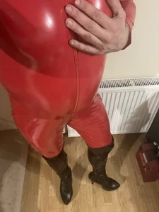 maninhighheels@xh Cosplay Pic 8