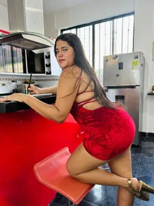 Selenegomezz A good girl 사진 5