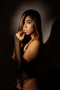 My black lingerie🖤🌹 od _MeganRain  3 snímek