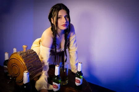 Tami_Ramirez_ Oktoberfest รูป  2