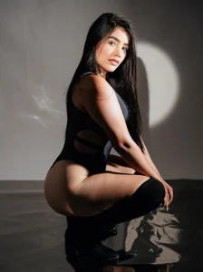 sofi-allen I want you to come play with me, I love feeling you inside my love💦😋🍑 Billede 3