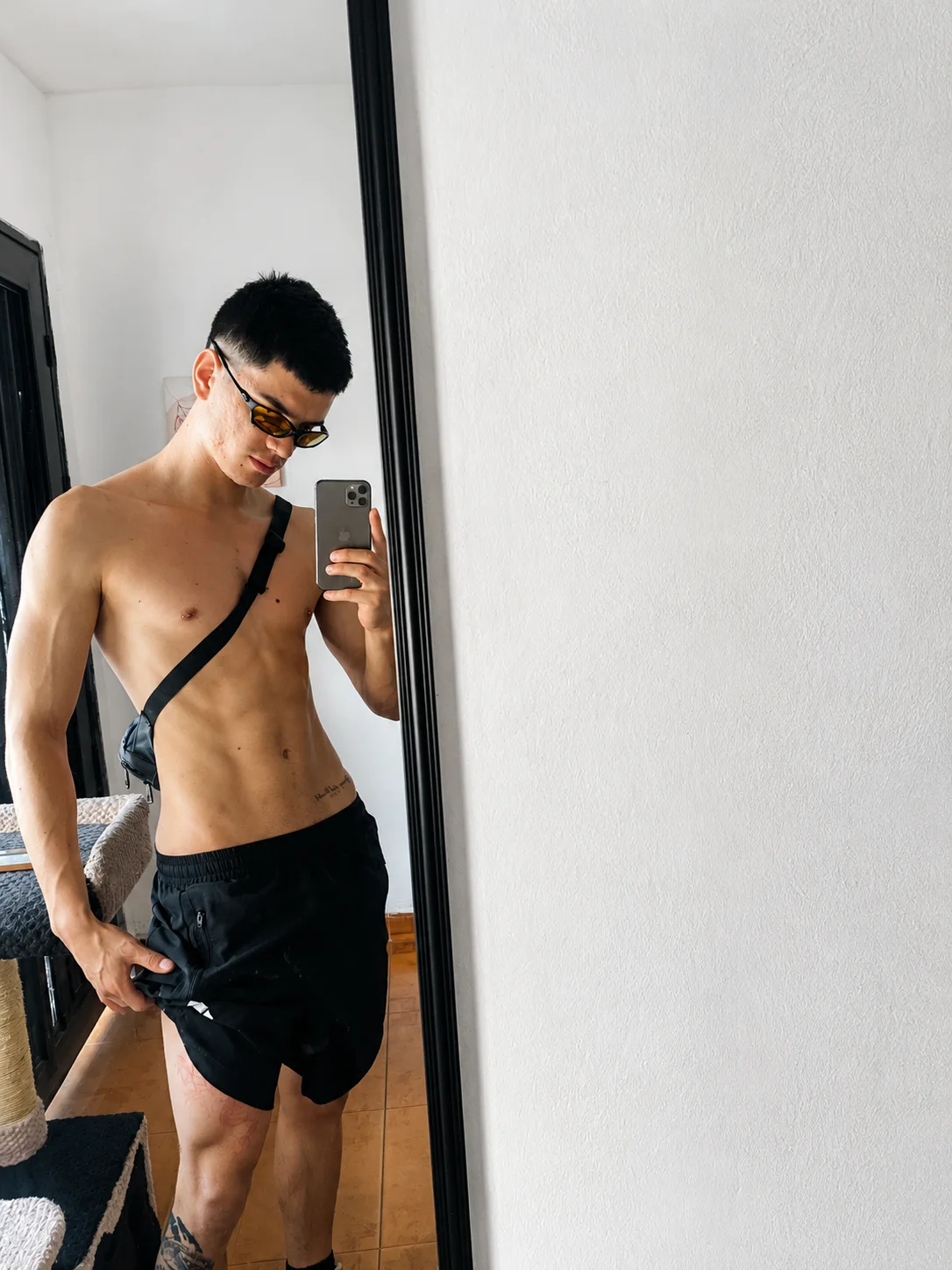 Foto em tendência de LeoTease 4922