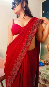 sexy-Alia01 Public Foto 6