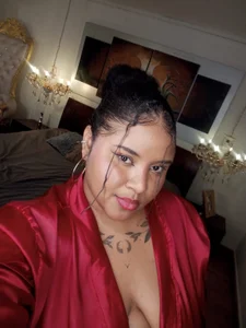 AkiraHeat mee 💞  5টি ছবি