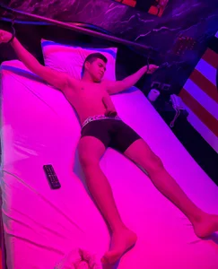 sadism de DeivanR_6  8 Imagens
