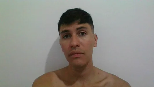 Sexylatin64のHappy to be hereの枚の写真