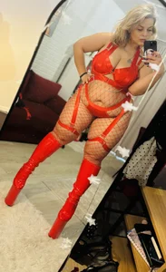 ZoeMesmerize: Red Full of straps Lingerie fishnets n HIGH BOOTS. naked face. sick face #nomakeup🫦thank you D💋 ( 2 фото)