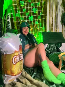 DulceAurora__のGreen Desire 🍀💚の 5枚の写真