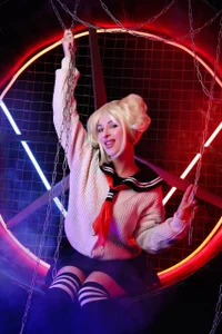 folinskayyyaのcosplay Himiko Toga)の 9枚の写真