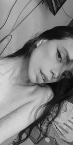 Some in black and white🙈 de AhriSweet_  5 Imagens