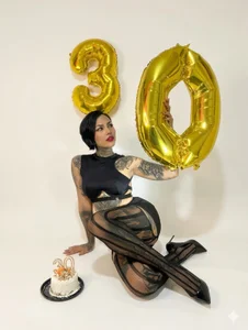 AbrilFacchini Feliz cumpleaños a mi🥳 Εικόνα