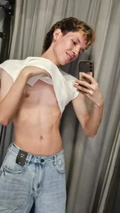 Liam_Green1 Public Foto 3