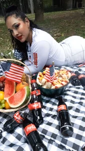 EMILYY_FOXY 🎉 For My USA Followers! Kuva 7