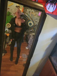 Titsandtats24 Public 사진 6