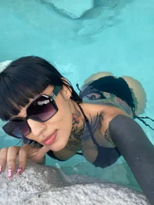 ur_fav_kitty Public Pic 5