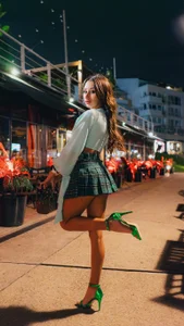 Tiny_lilith Public Immagine  5