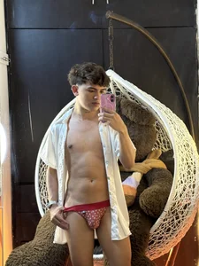 Thristan_Leones: Public ( 4 фото)