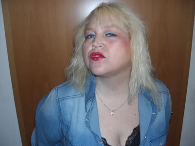 Blasflittchen: Ich im Jeanshemd ( 5 фото)