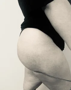 Sara_doubleD Public Pic 3