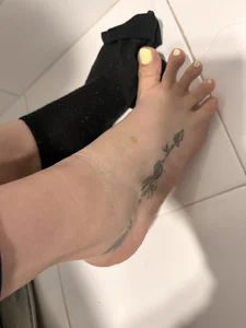 Anah_s Story feet Pic 2