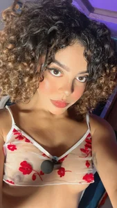 hannachris- Hello I’m sexy Hanna Pic