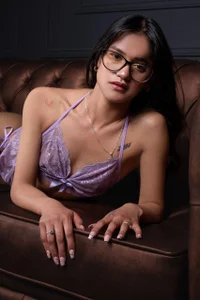 Lilith_Vera Public Pic 3