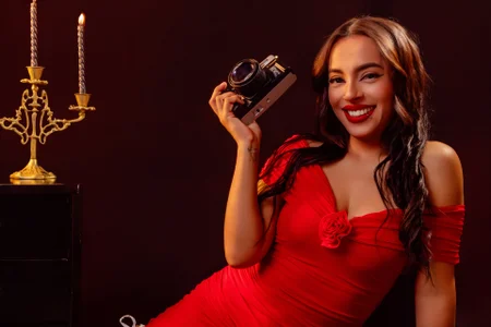 MiiaaMoonroee Low Light, Slow Music ... And you looking too much 📼💋 Foto 5