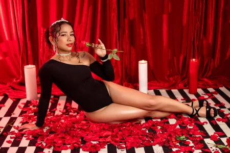 Ammy_nova I wish you a happy Valentine's Day kisses 💋🍷 Pic 5