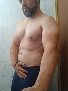 axllbeast Public slika