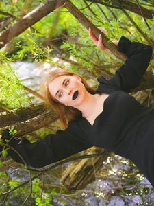 lorrie_love_story Non nude Pic 2