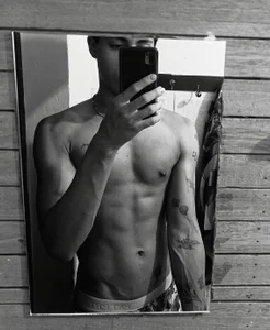 Lyonjared0 MY BODY slika