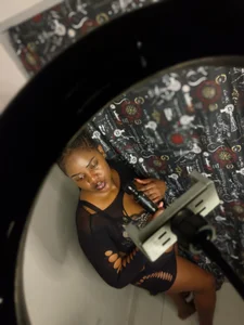 QueenBae_53 Public slika 2
