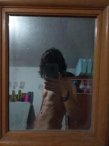 Apolonia_eros hello Pic