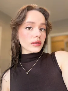 CassieBlum Public slika 3