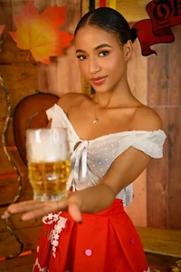 Melany__08 Oktoberfest 🍺✨ Immagine  2