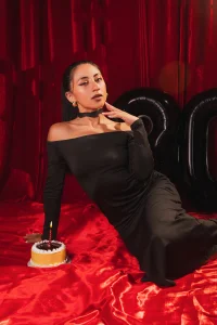 Velvet_GG Remember that my birthday is August 12, your favorite queen awaits you with energy♥ Billede 4