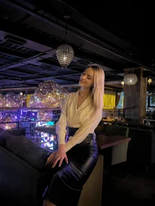 DollyTall Public Pic 2