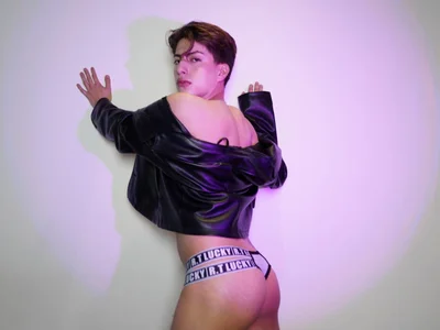 Martin_Williams kullanıcısının Sexy Men albümü -  2 fotoğraf