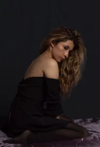 SharaRoades Tease Me 😈  2টি ছবি