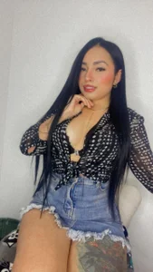 Mee🔥 de mia_adams_bm  4 Imagens