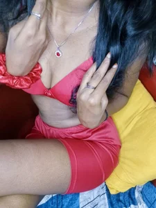 Alexa-Telugu Public 사진 4