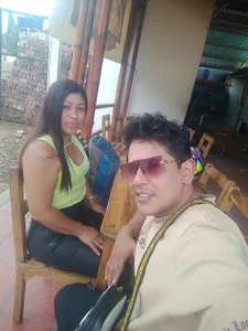 Sharom_Aroom much love Pic 4